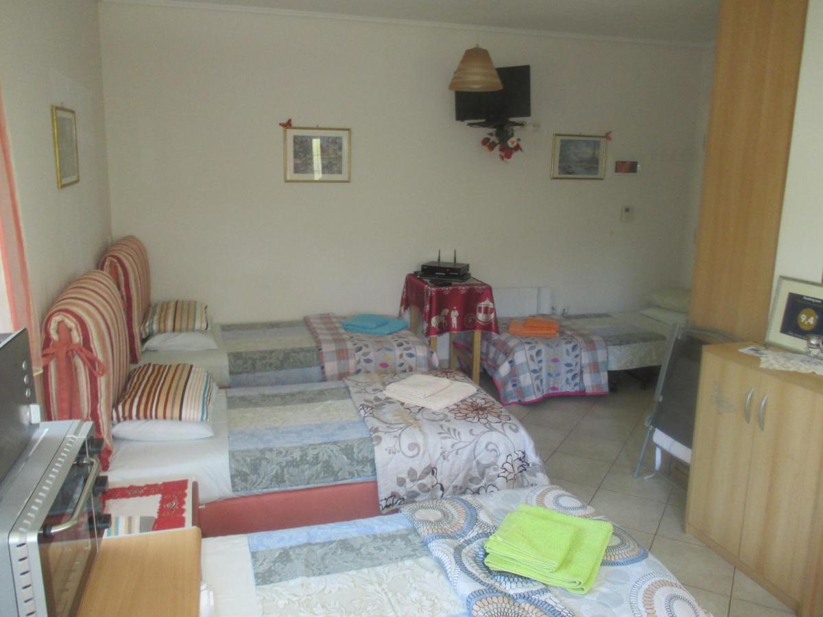 Néa Mákri Villa Verde Apart-Hotel מראה חיצוני תמונה