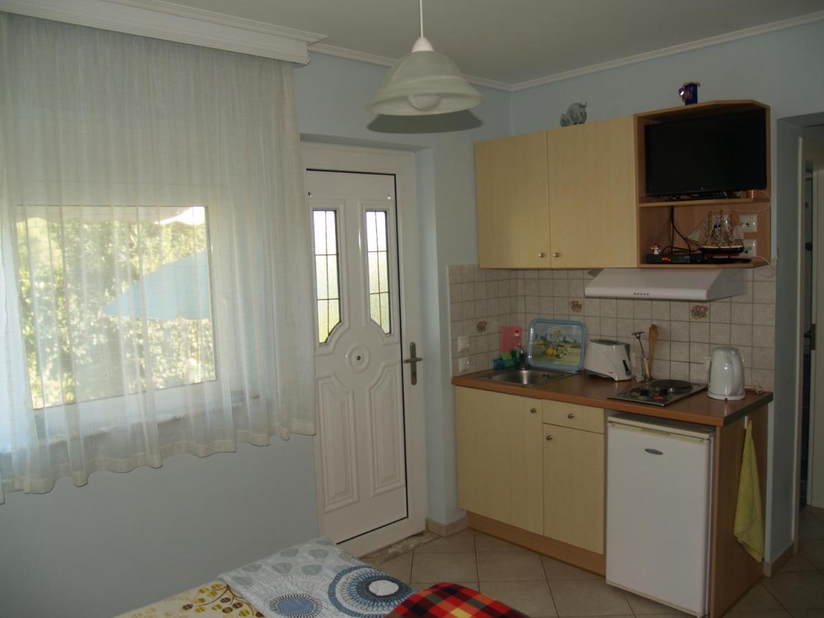 Néa Mákri Villa Verde Apart-Hotel מראה חיצוני תמונה